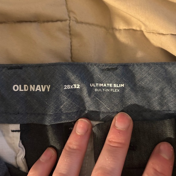 Old Navy Men’s Ultimate Slim Fit Chinos Dark Gray - Picture 3 of 5
